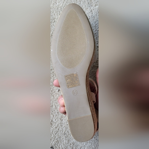 DREAM PAIRS White Ankle Strap Closed-Toe Espadrille Wedges Size 8.5 - Picture 7 of 11